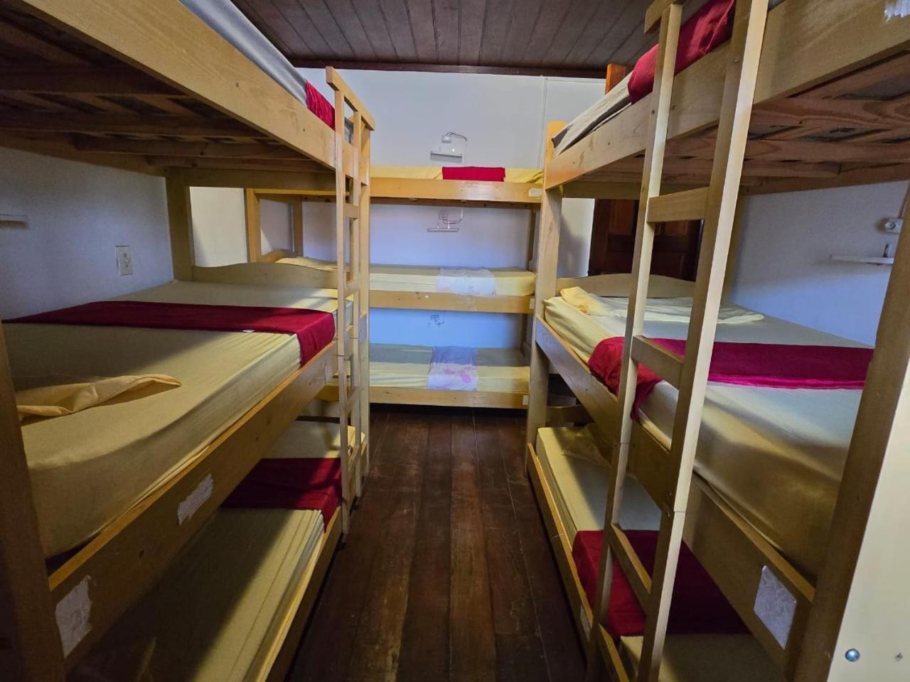 Hostel Praia Brava Араял до Кабо Екстериор снимка