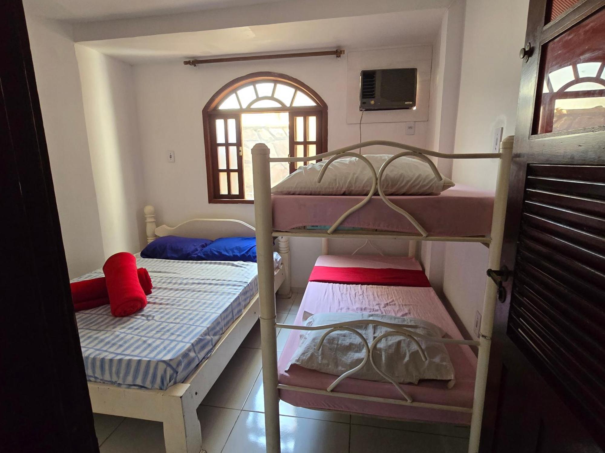 Hostel Praia Brava Араял до Кабо Екстериор снимка