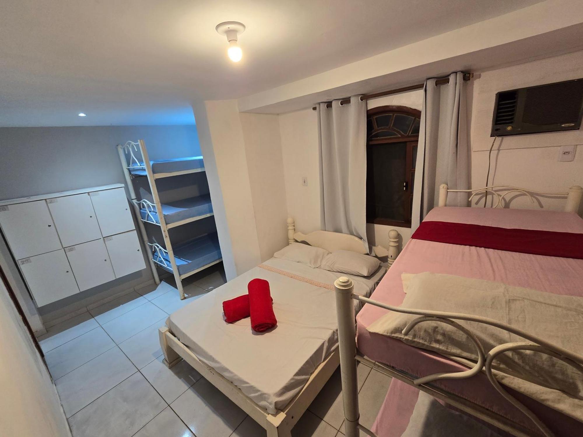 Hostel Praia Brava Араял до Кабо Екстериор снимка