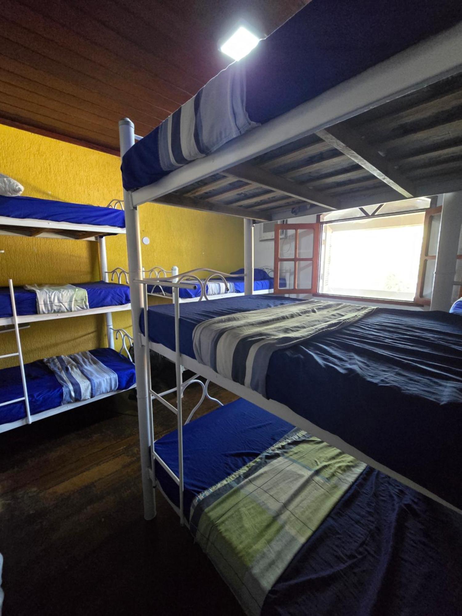 Hostel Praia Brava Араял до Кабо Екстериор снимка